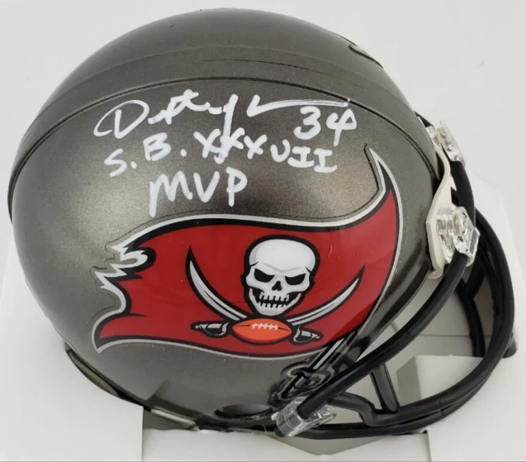 Dexter Jackson “SB XXXVIII MVP” Autographed Tampa Bay Buccaneers Mini Helmet JSA
