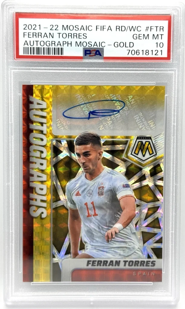 Ferran Torres 2021-22 Mosaic FIFA Gold Mosaic Auto /10 #AFTR PSA 10